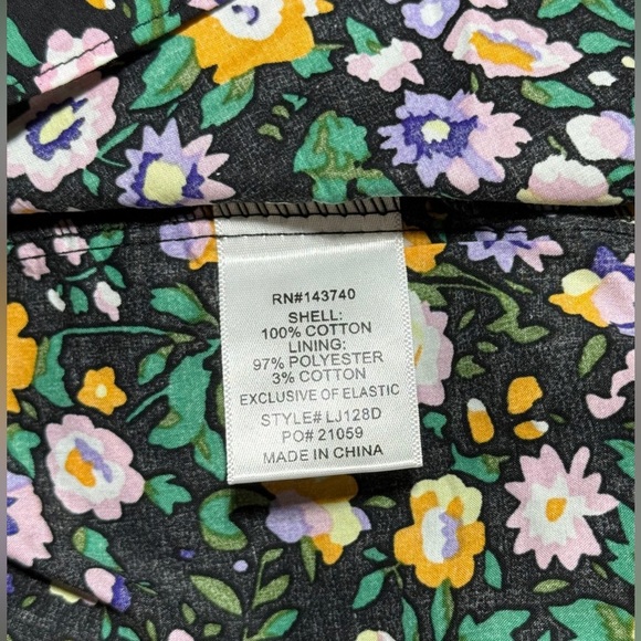 Hyacinth House Samantha Midi Dress XXL NWT Black Multi Floral Smocked Cotton - Picture 3 of 7